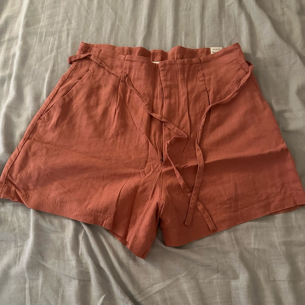 Abercrombie paper bag shorts, pink